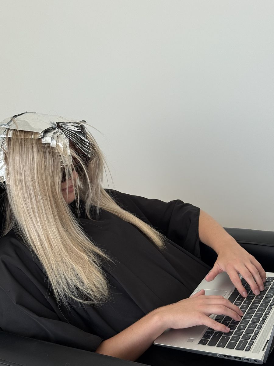 Blonde foils processing in the studio